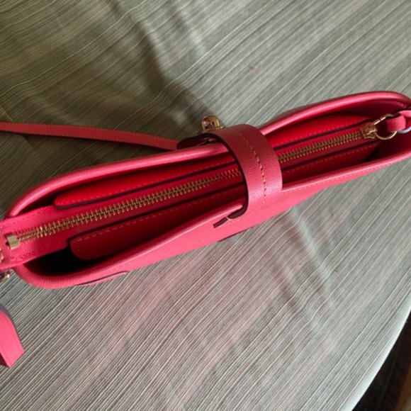 Dooney & Bourke crossbody bucket bag - Picture 9 of 9